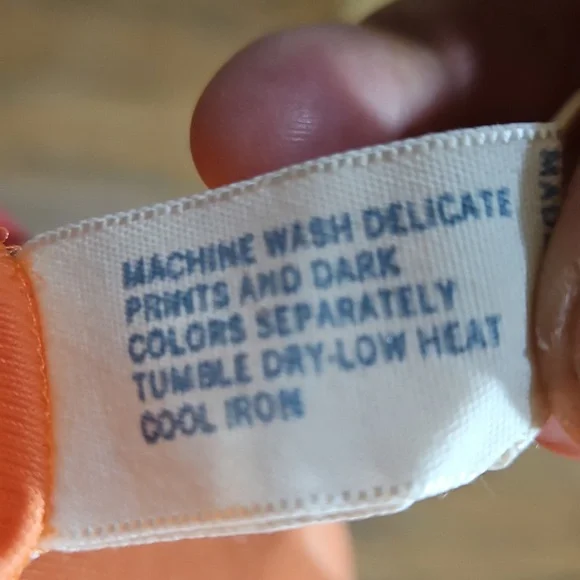 PERHAPS MY VERY FAVORITE:  VANITY FAIR GOWN WITH EXQUISITE NECKLINE SIZE… - Picture 8 of 14